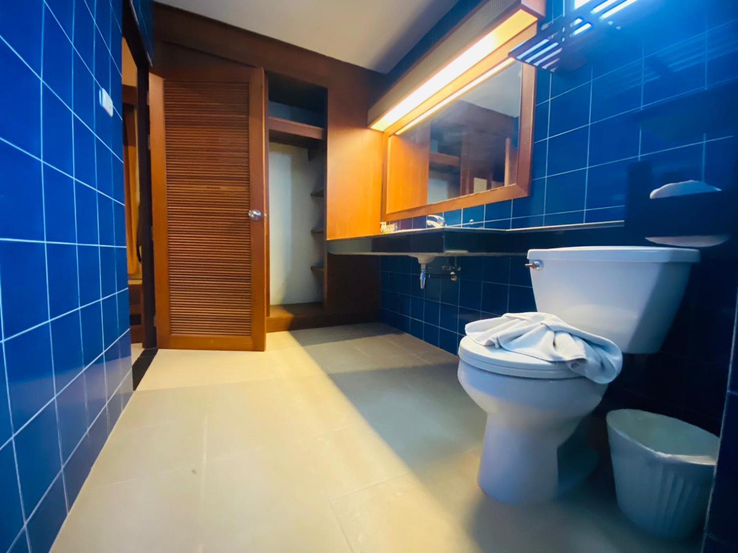 Beach Bungalow At Lanta Resort Koh Lanta Bagian luar foto